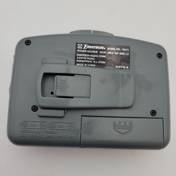 Vtg Emerson Personal Portable Cassette Player Model EW71 - Picture 8 of 9